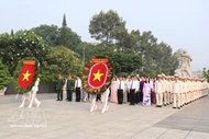 Ho Chi Minh City leaders honor war heroes ahead of National Reunification Day